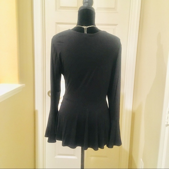 NWOT Knit Tie-Front Ruffle Trim Top - Picture 3 of 4